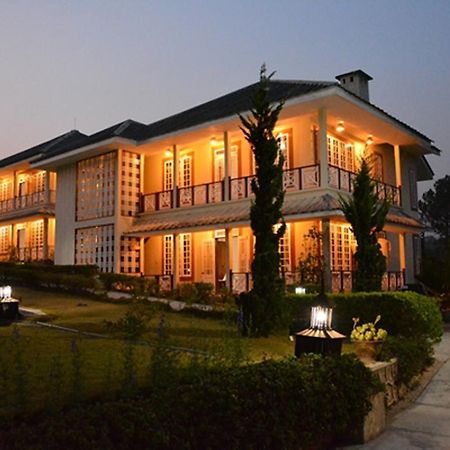 קלאו Pine Hill Resort מראה חיצוני תמונה