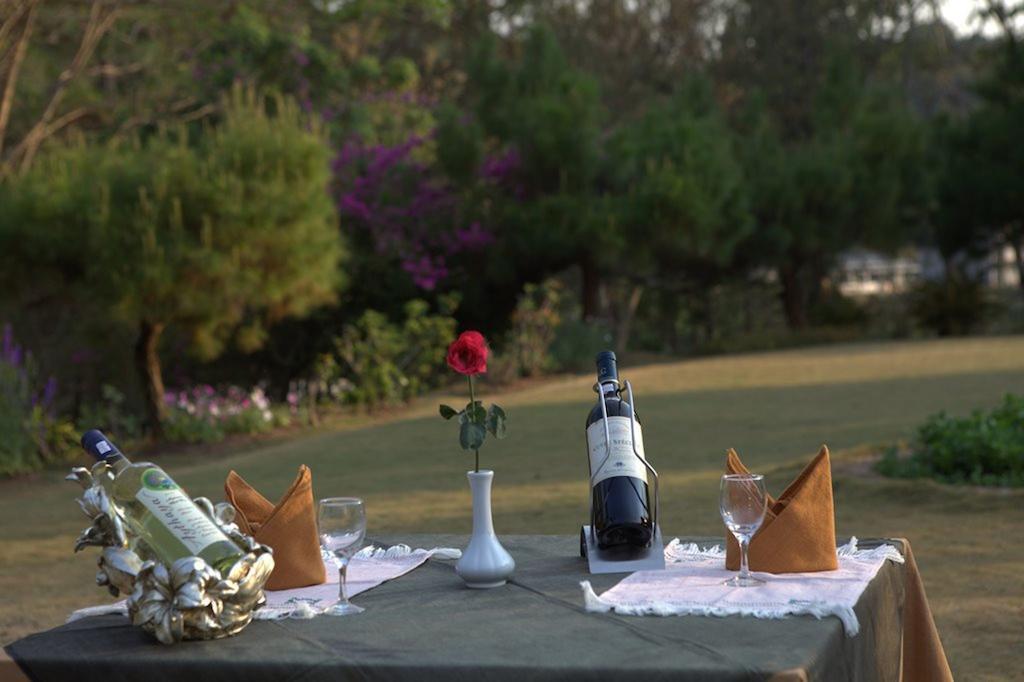 קלאו Pine Hill Resort מראה חיצוני תמונה
