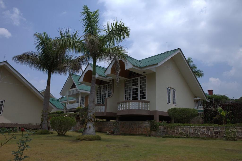 קלאו Pine Hill Resort מראה חיצוני תמונה