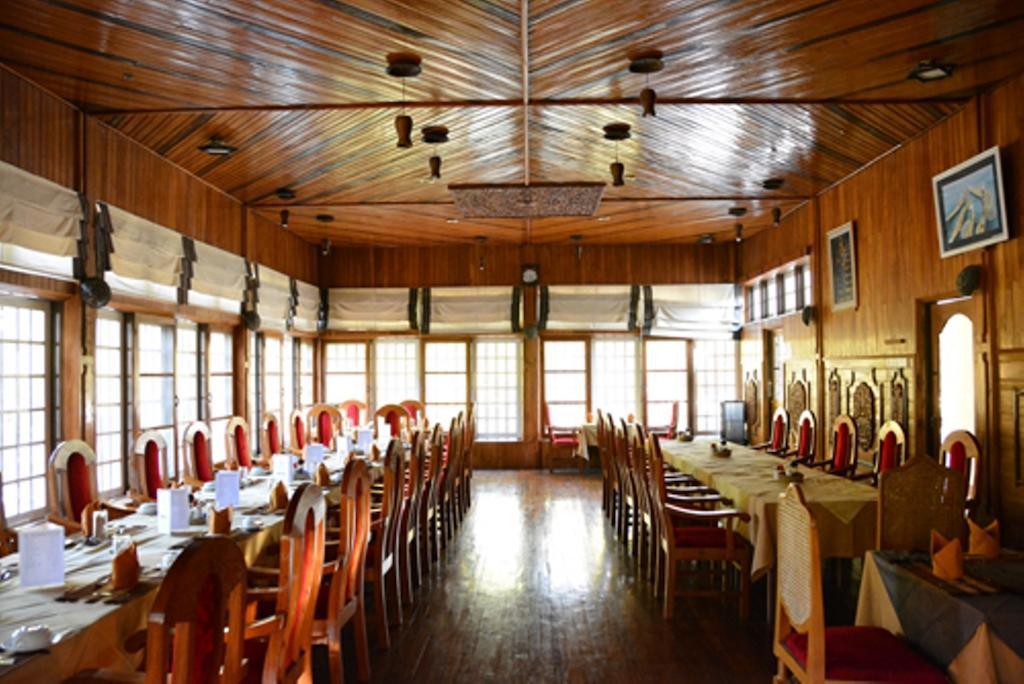 קלאו Pine Hill Resort מראה חיצוני תמונה