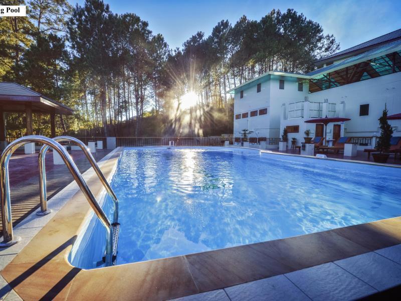 קלאו Pine Hill Resort מראה חיצוני תמונה