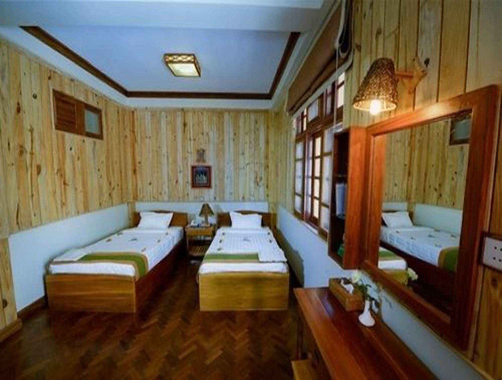 קלאו Pine Hill Resort מראה חיצוני תמונה
