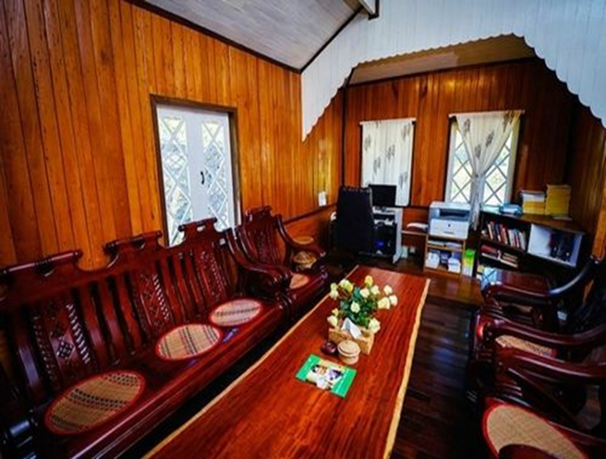 קלאו Pine Hill Resort מראה חיצוני תמונה